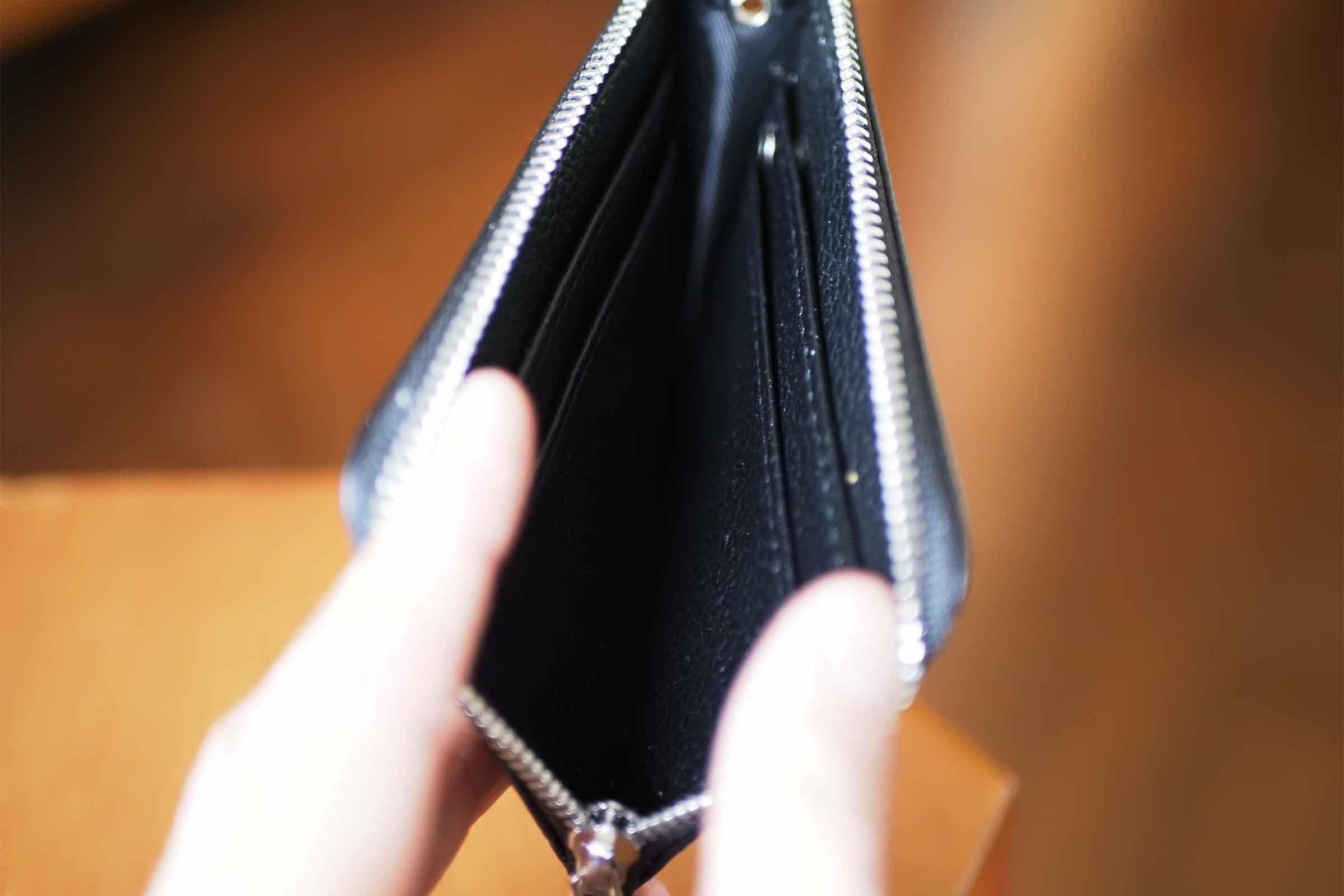 ミニ財布,リスキーモデル,risky,コンパクト,小さい,安い,コスパ,マチ