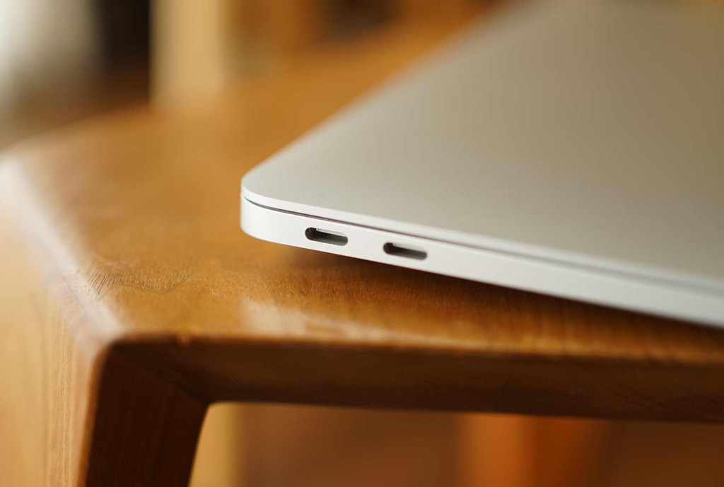 MacBook Air,m1,筐体,USB-C