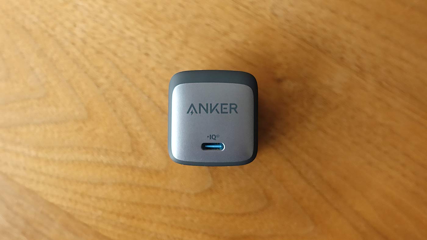 Anker,急速充電器,nanoⅡ,お洒落