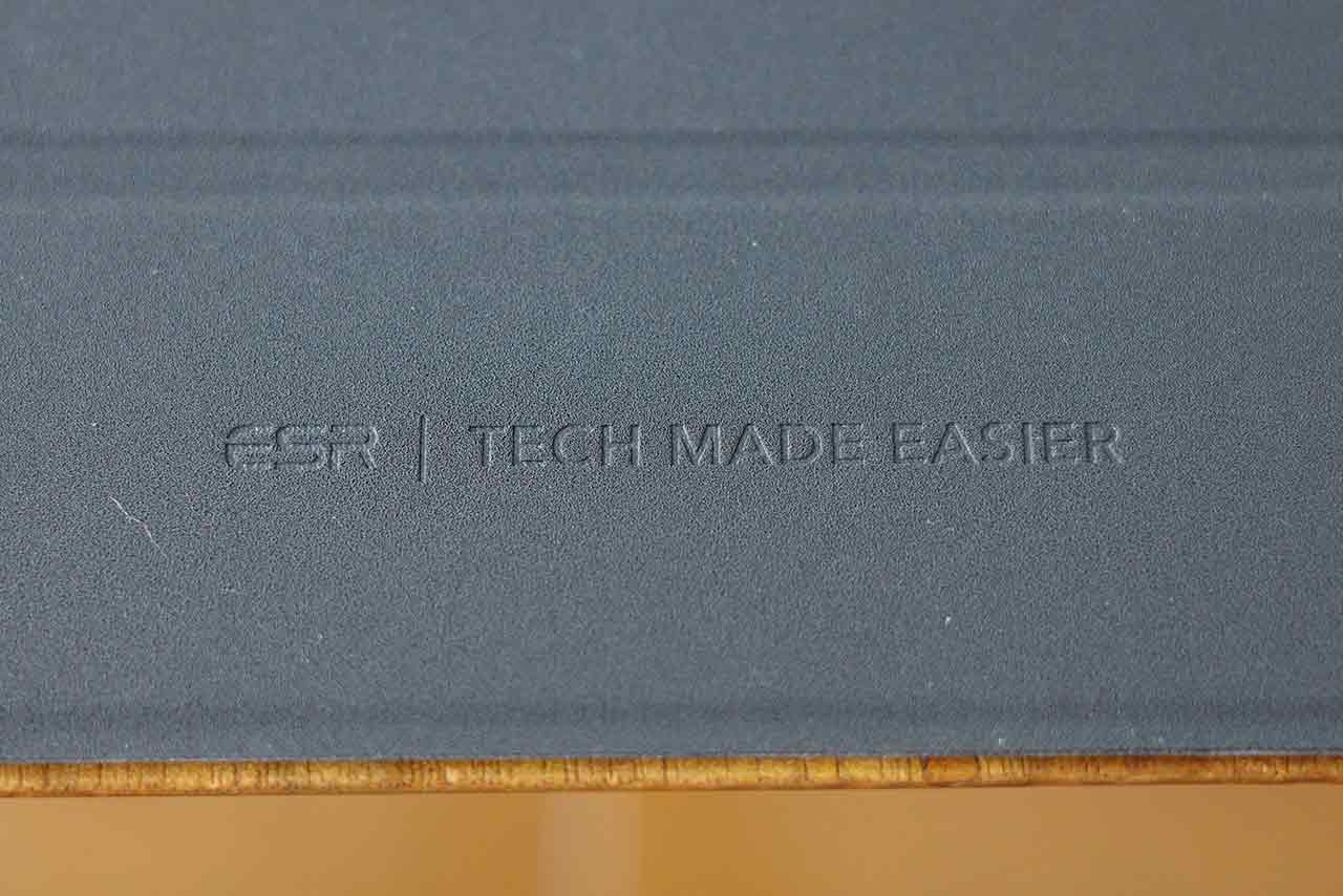 ESR「iPad mini 6用マグネットケース・カバー」のロゴ