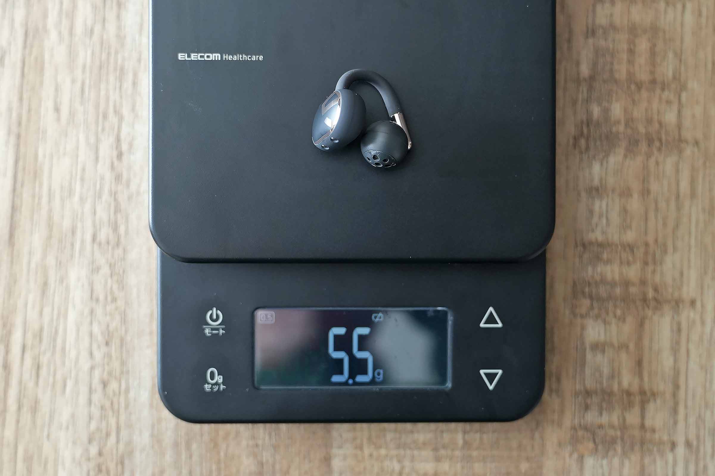 SOUNDPEATS Clip1のイヤホン本体の重量は約5.5g