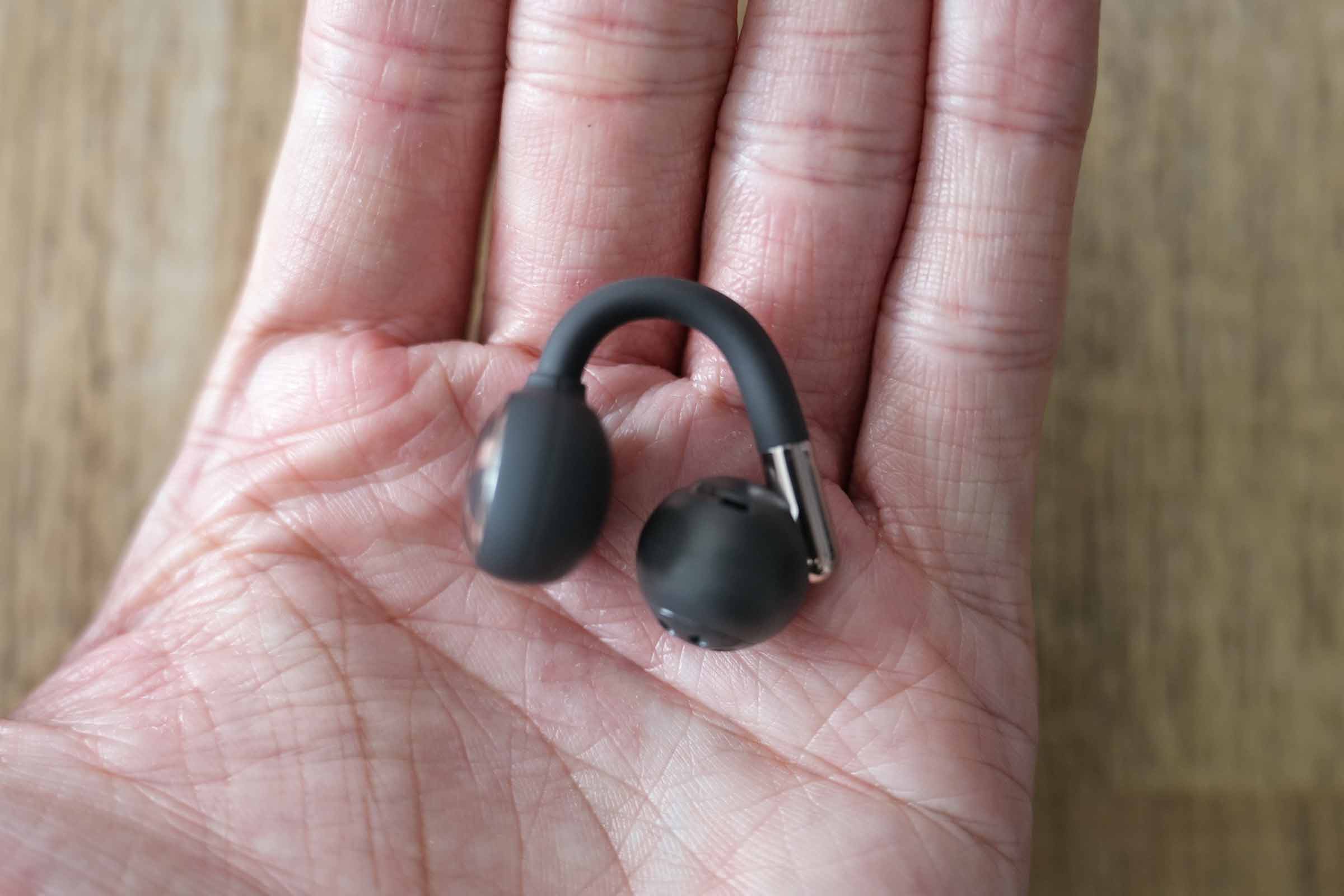 SOUNDPEATS Clip1のイヤホン本体外観